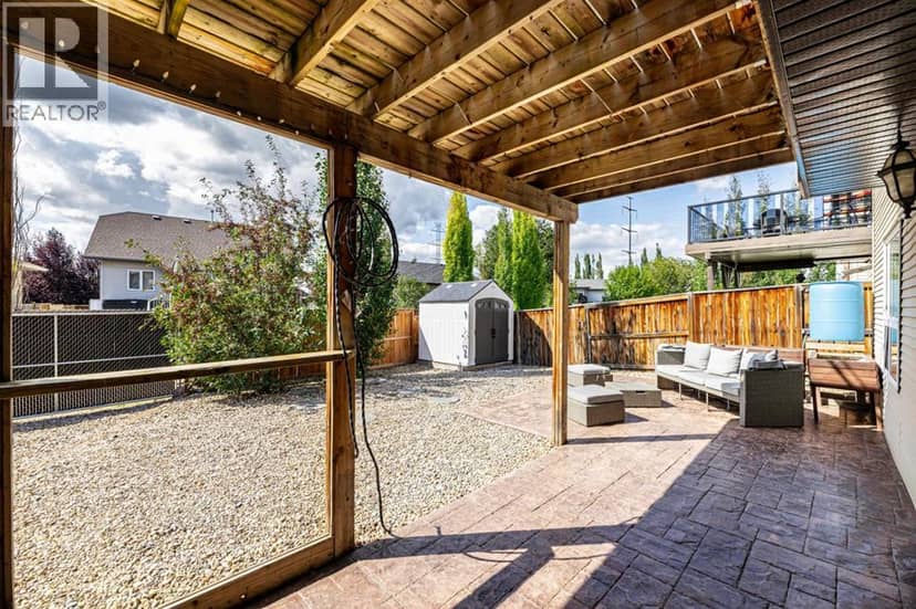 38 Ivany Close — photo 34 of 38
