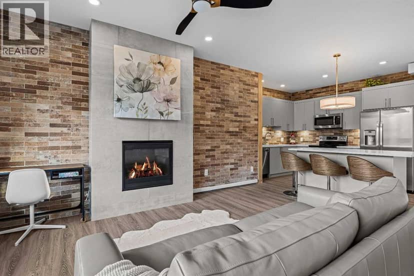 306, 106 Stewart Creek Rise, Canmore, photo 2