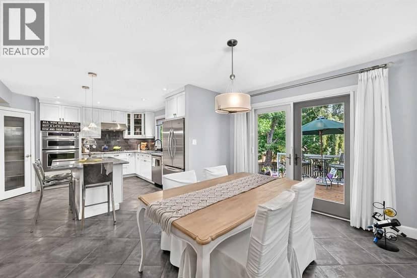 6 Edgedale Way NW — photo 11 of 40