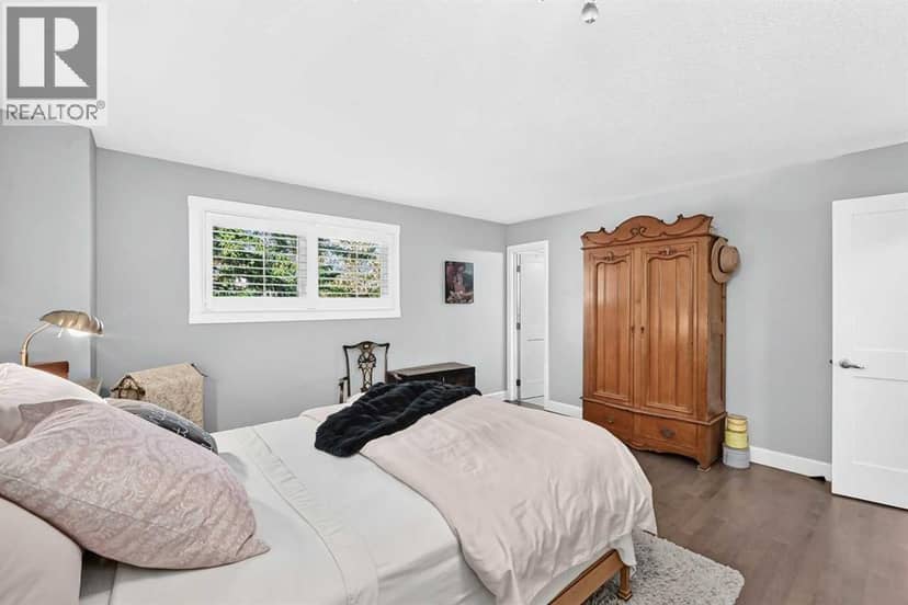 6 Edgedale Way NW — photo 23 of 40