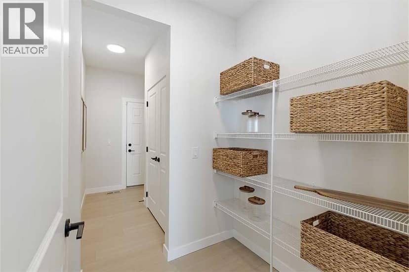 56 Ambledale Crescent NW — photo 38 of 40
