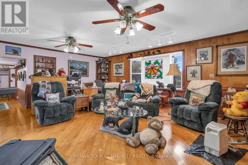 700 Catering Road S, Georgina, photo 8