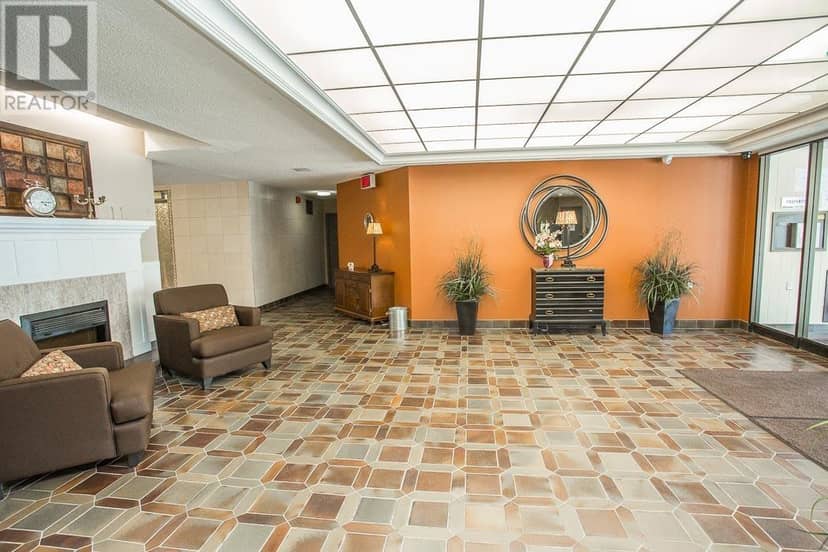 1139 Queen ST E # 1107, Sault Ste. Marie, photo 2