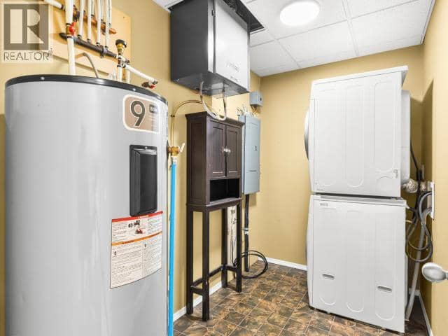 17-25 Wann Road — photo 17 of 18
