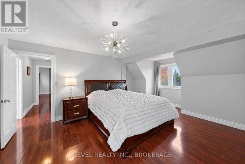 3321 Silverwood Drive — photo 18 of 39