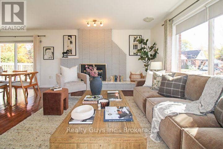 734 Sherbrooke Street — photo 15 of 40