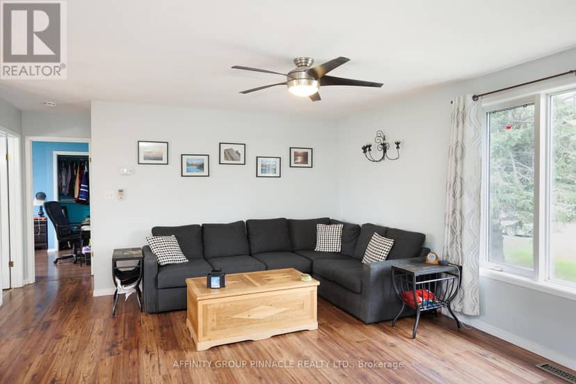 7 Hawk Street, Kawartha Lakes, photo 7