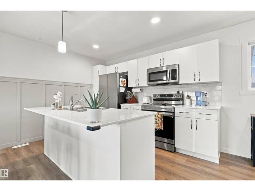 #61 50 McLaughlin Dr — photo 16 of 40