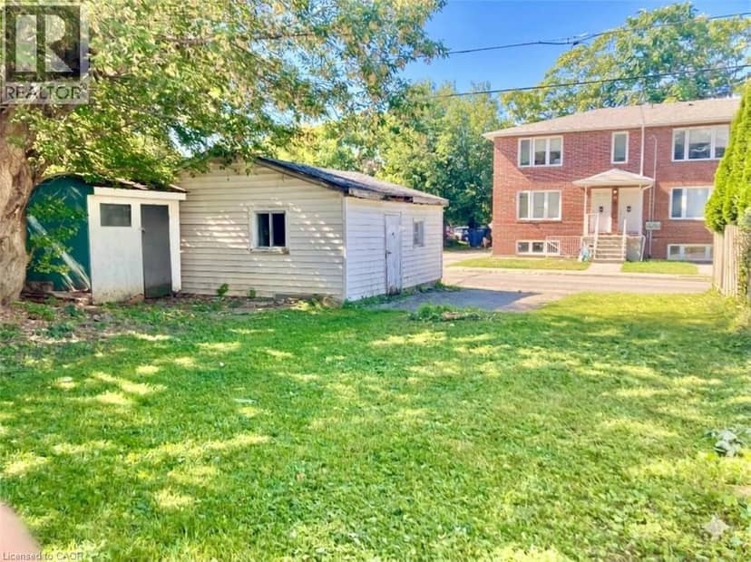 9 WOODLAND Avenue — photo 15 of 16