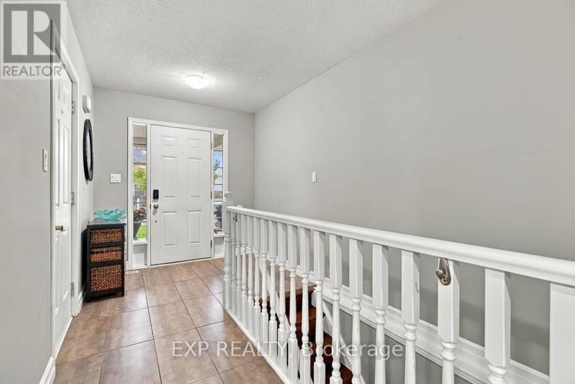 969 Bitterbush Crescent, London North, photo 5