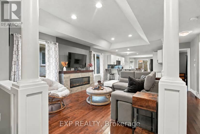 969 Bitterbush Crescent — photo 9 of 38