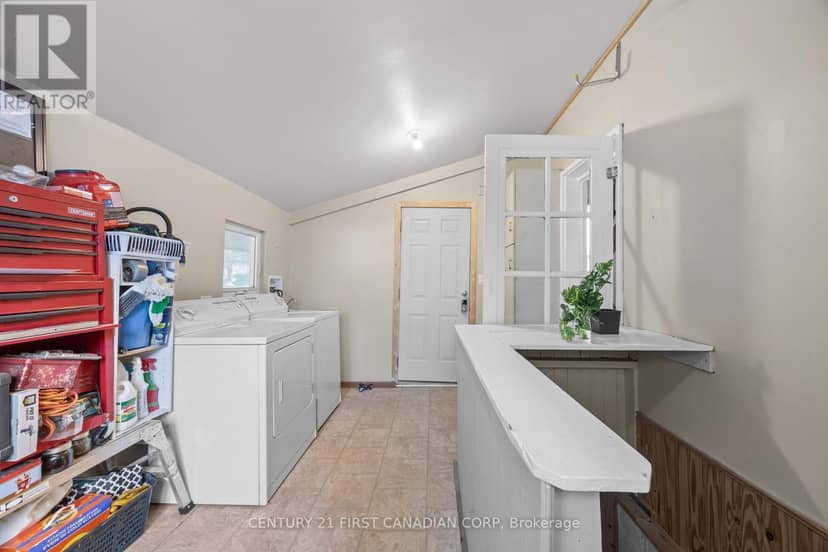 60 Beattie Avenue — photo 26 of 40