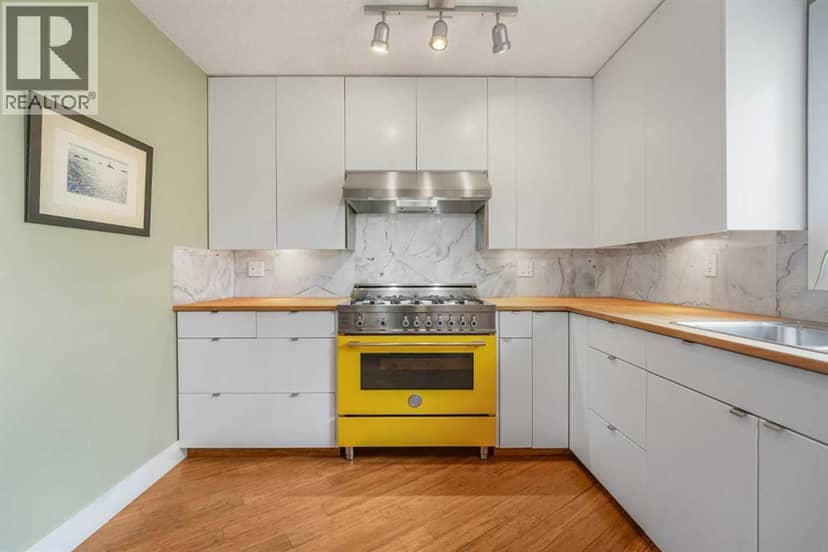 555 Killarney Glen Court SW — photo 16 of 40