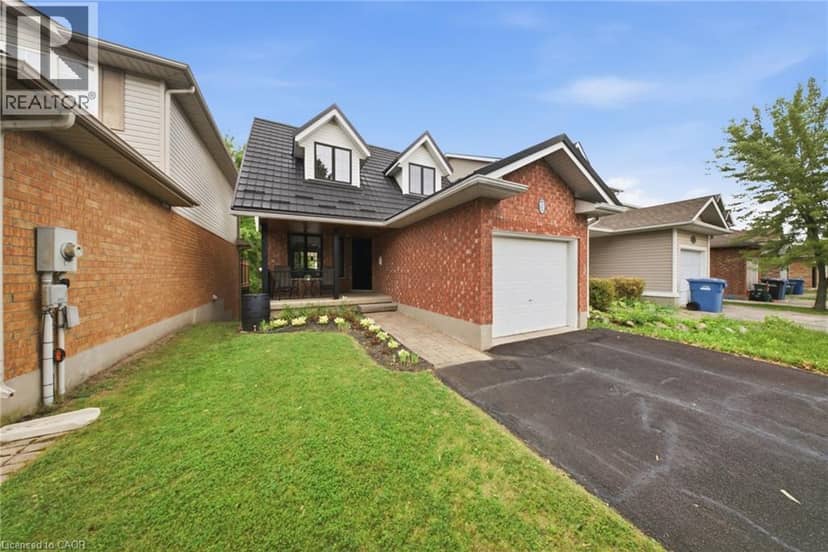19 BOULDER Crescent, Guelph, photo 2