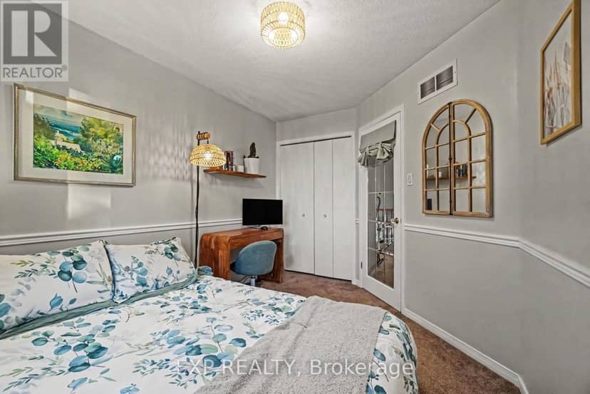 1 - 4 Briston Private — photo 28 of 35