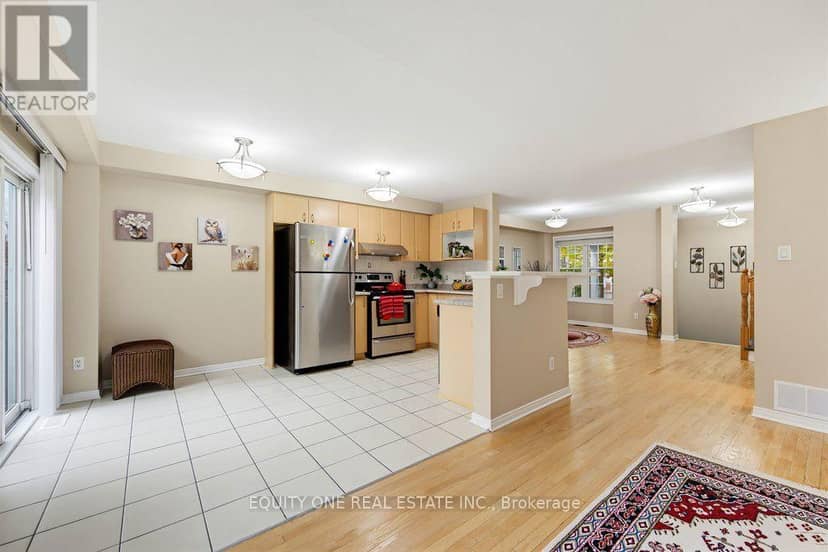 345 Applecross Crescent — photo 11 of 40