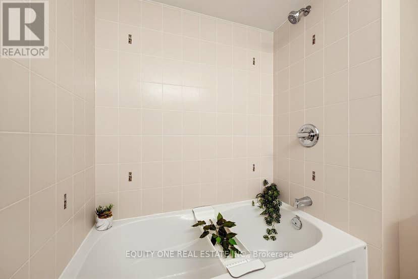 345 Applecross Crescent — photo 34 of 40