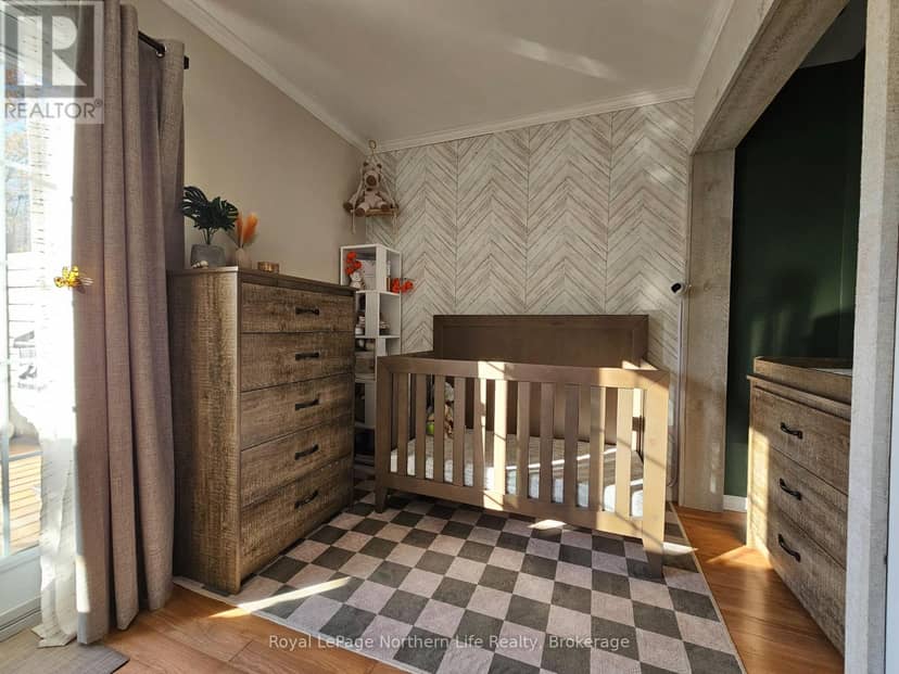 472 Albert Street — photo 27 of 39