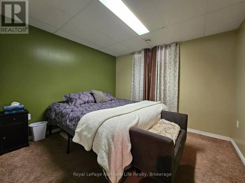 472 Albert Street — photo 35 of 39