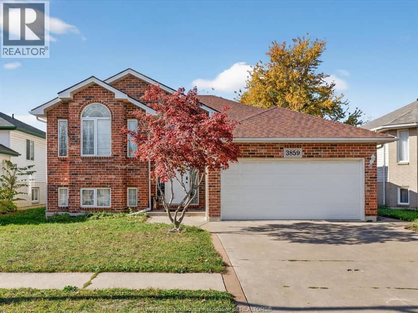 3859 Clara Avenue, Windsor