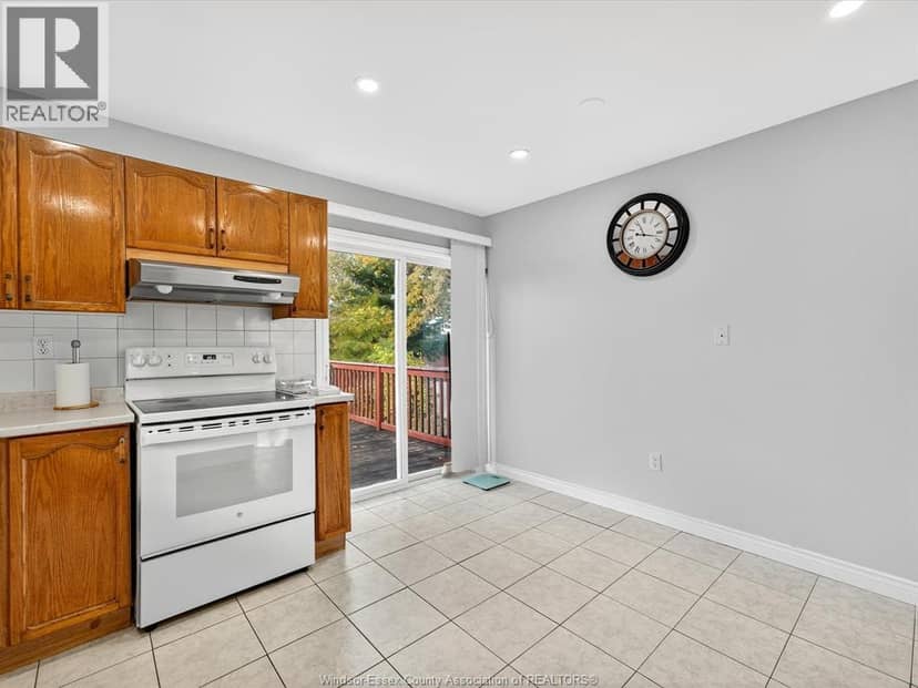 3859 Clara Avenue — photo 12 of 30