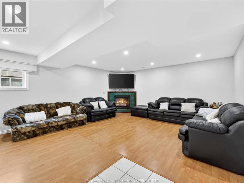 3859 Clara Avenue — photo 26 of 30