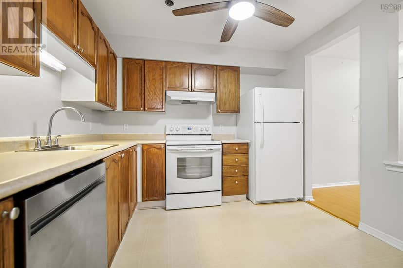 306 83 Kearney Lake Road, Cambria Park — photo 16 of 39