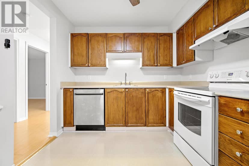 306 83 Kearney Lake Road, Cambria Park — photo 15 of 39