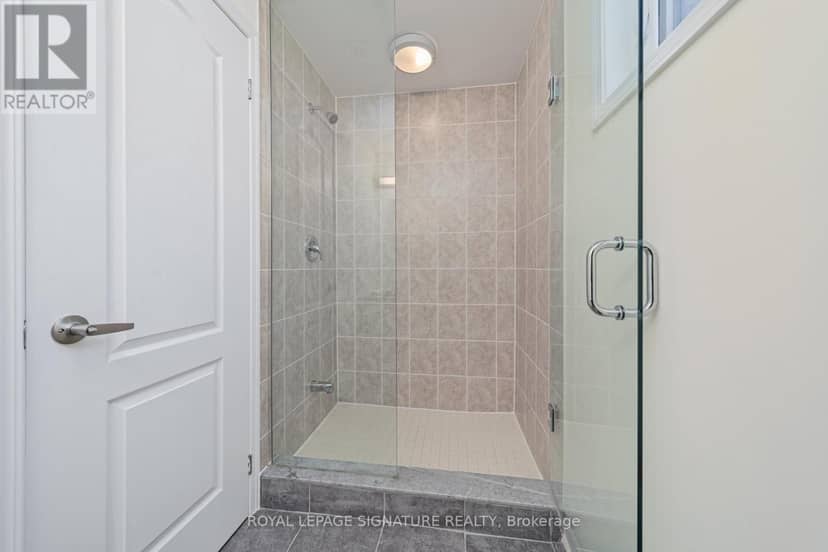 49 - 28 Curlew Drive — photo 12 of 29