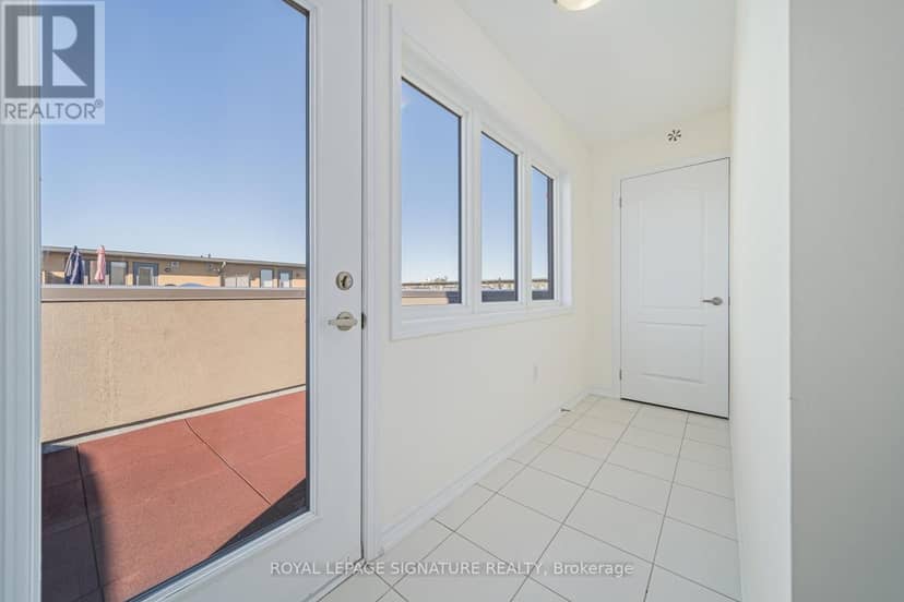49 - 28 Curlew Drive — photo 18 of 29