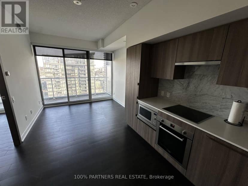 3507 - 17 Bathurst Street, Toronto