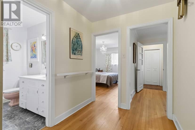 6930 Patricia Street — photo 19 of 40