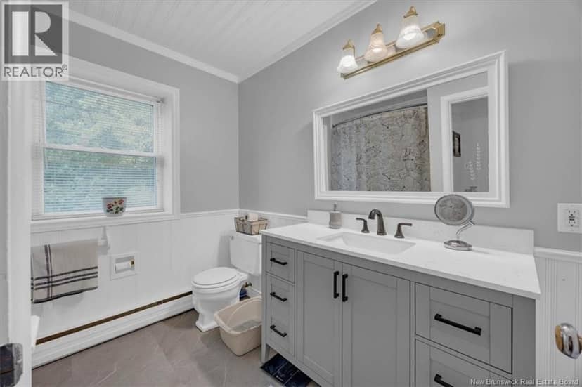 14 Hampton Manor — photo 20 of 35