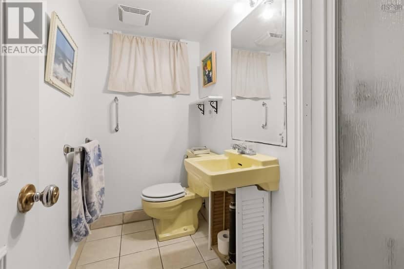 6930 Patricia Street — photo 39 of 40