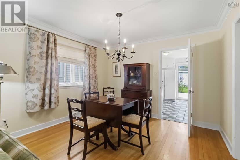 6930 Patricia Street — photo 14 of 40