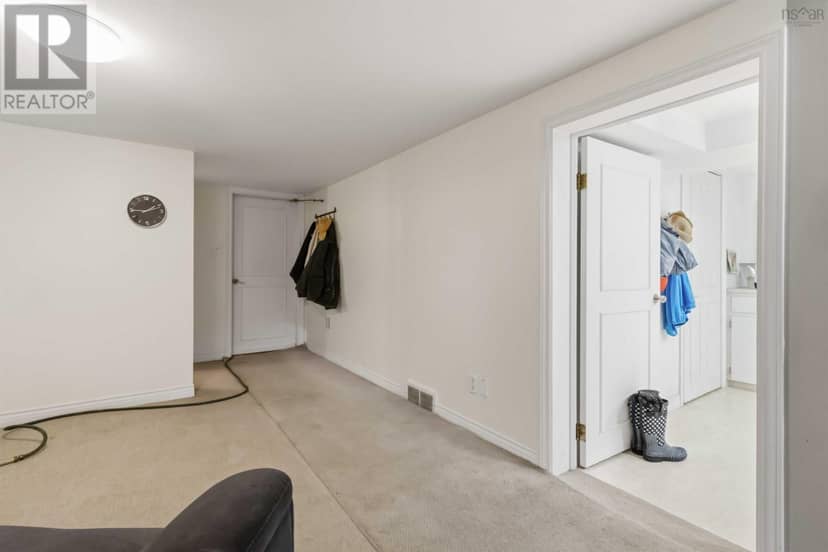 6930 Patricia Street — photo 35 of 40