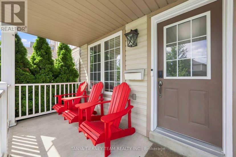 828 Taggart Crescent, Oshawa, photo 4