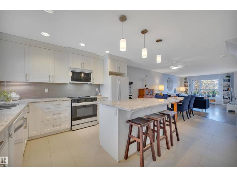 11234 105 ST NW, Edmonton