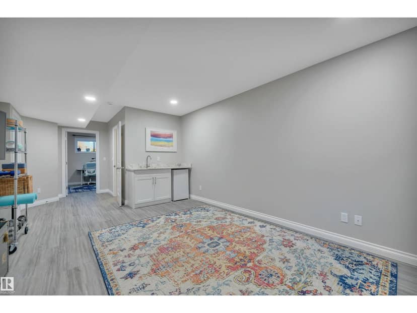 11234 105 ST NW — photo 24 of 40