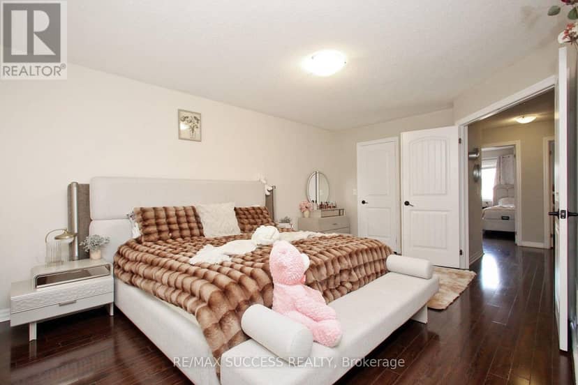 103 Donovan Heights — photo 19 of 29
