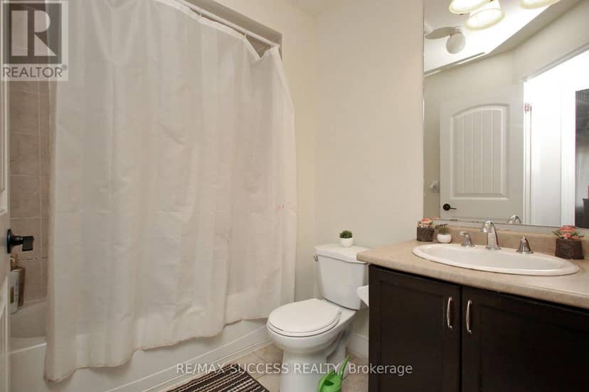 103 Donovan Heights — photo 23 of 29