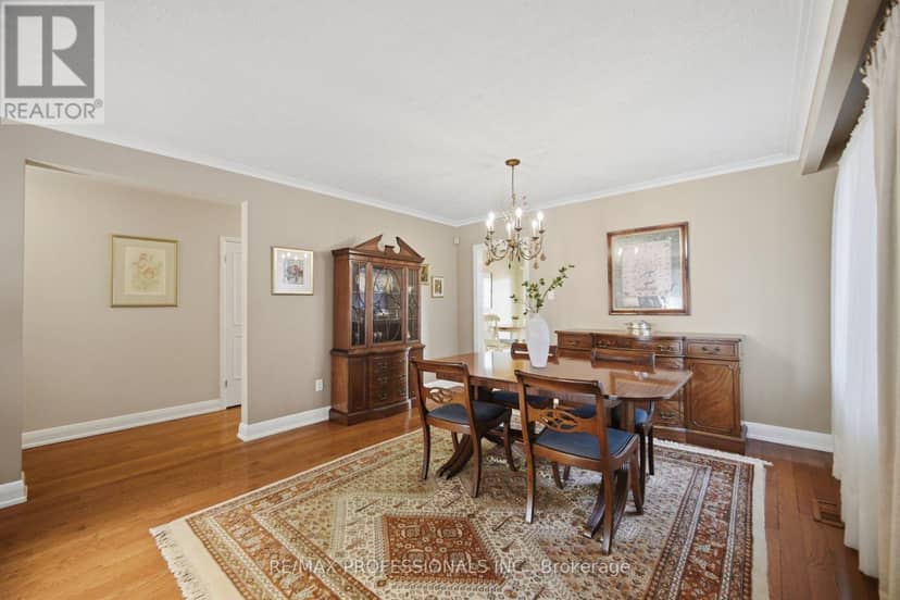 14 Strathdee Drive — photo 13 of 40