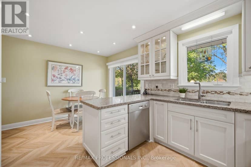 14 Strathdee Drive — photo 18 of 40