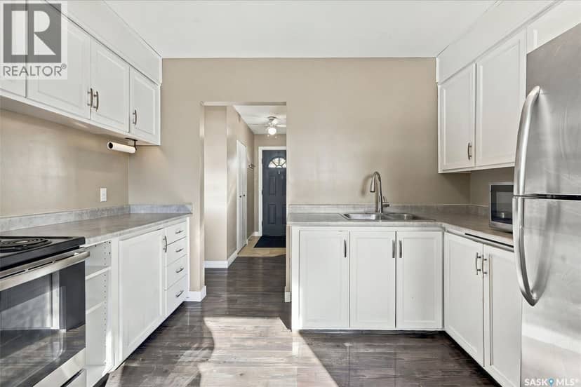 34 McAskill CRESCENT — photo 13 of 40