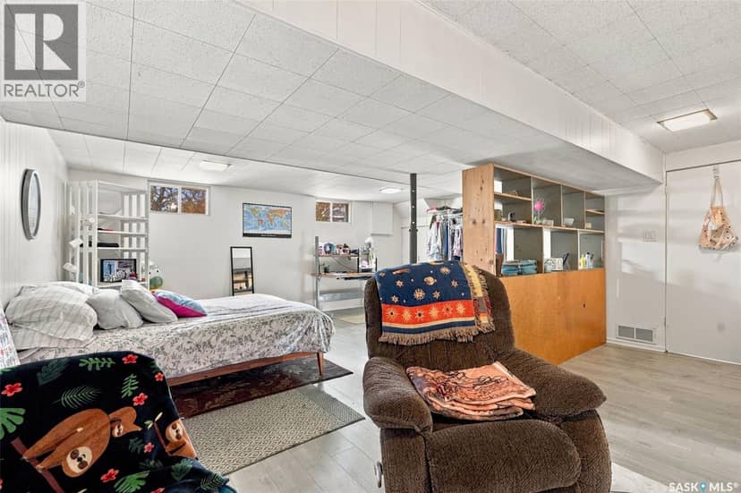 34 McAskill CRESCENT — photo 34 of 40