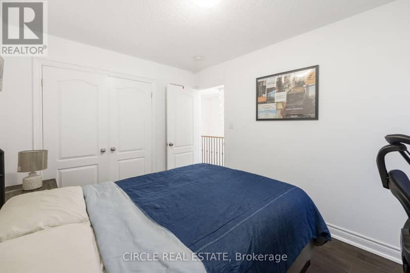 13 Lady Evelyn Crescent — photo 23 of 40