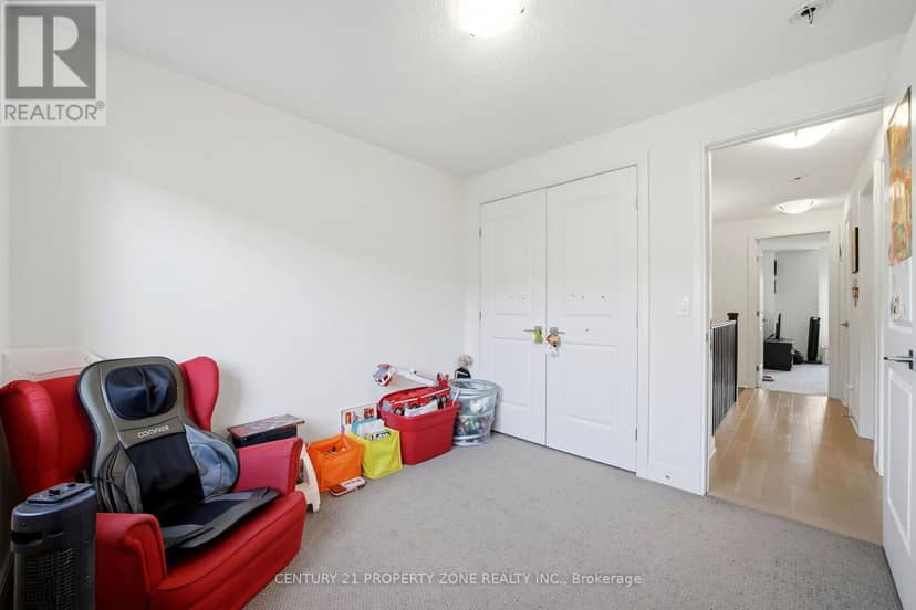 100 Pearman Crescent — photo 33 of 40
