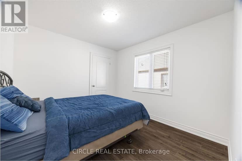 13 Lady Evelyn Crescent — photo 28 of 40