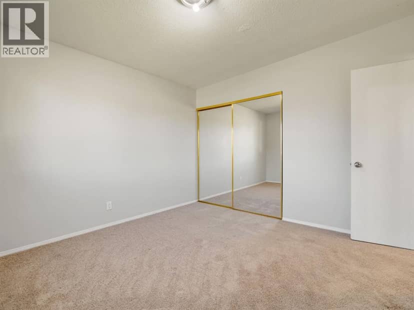 3302 20th Avenue S — photo 17 of 40