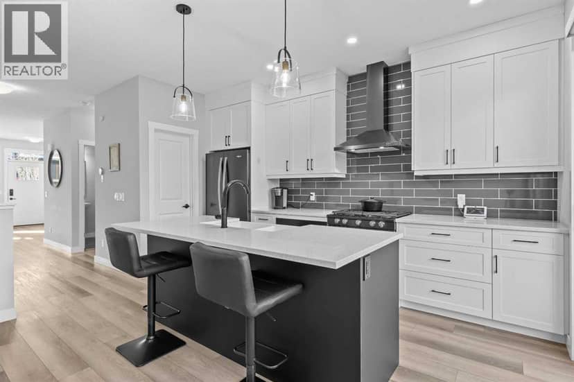 236 Rowmont Boulevard NW — photo 10 of 40